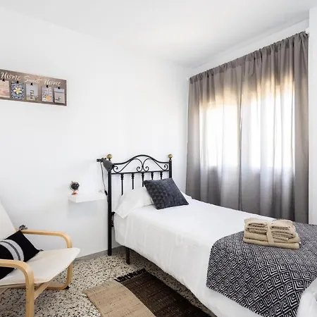 Apartment Home2book Bright Sea Views, Bajamar *